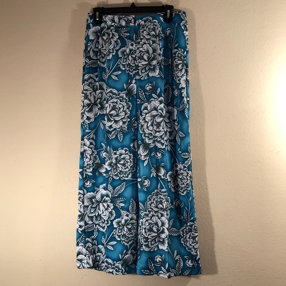 Worthington Petite Pants - Floral Blue Women's Pants